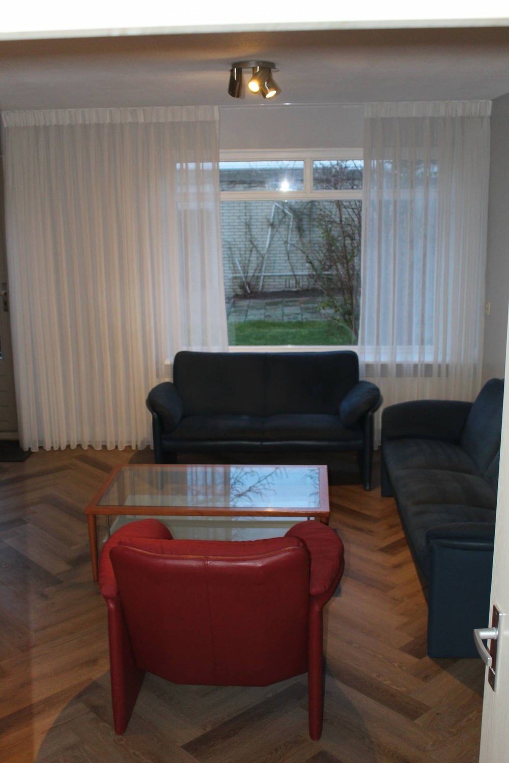 53021800.1642258898-963