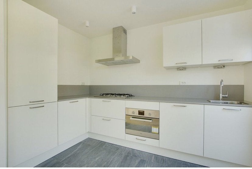 52945693.1634207524-946